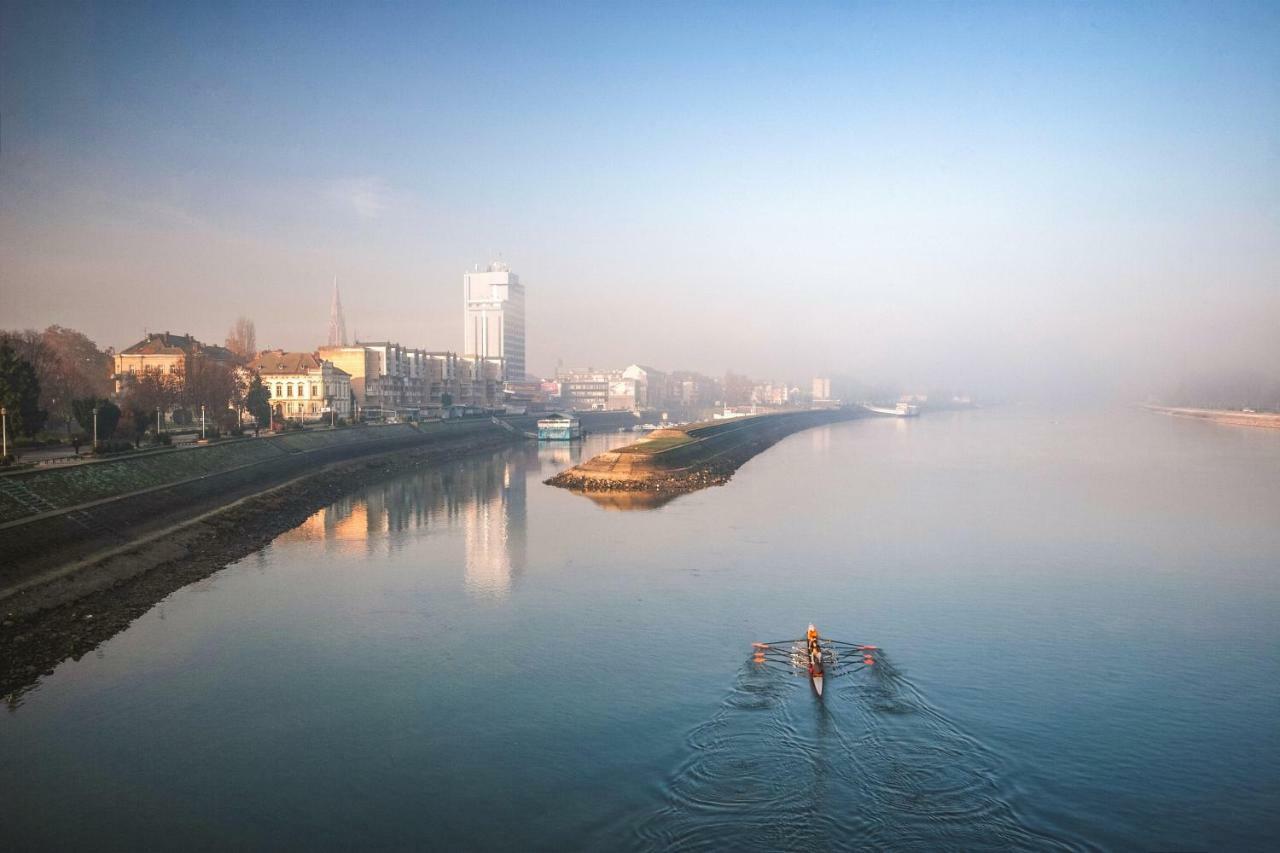 Riverview Apartment Osijek Ngoại thất bức ảnh