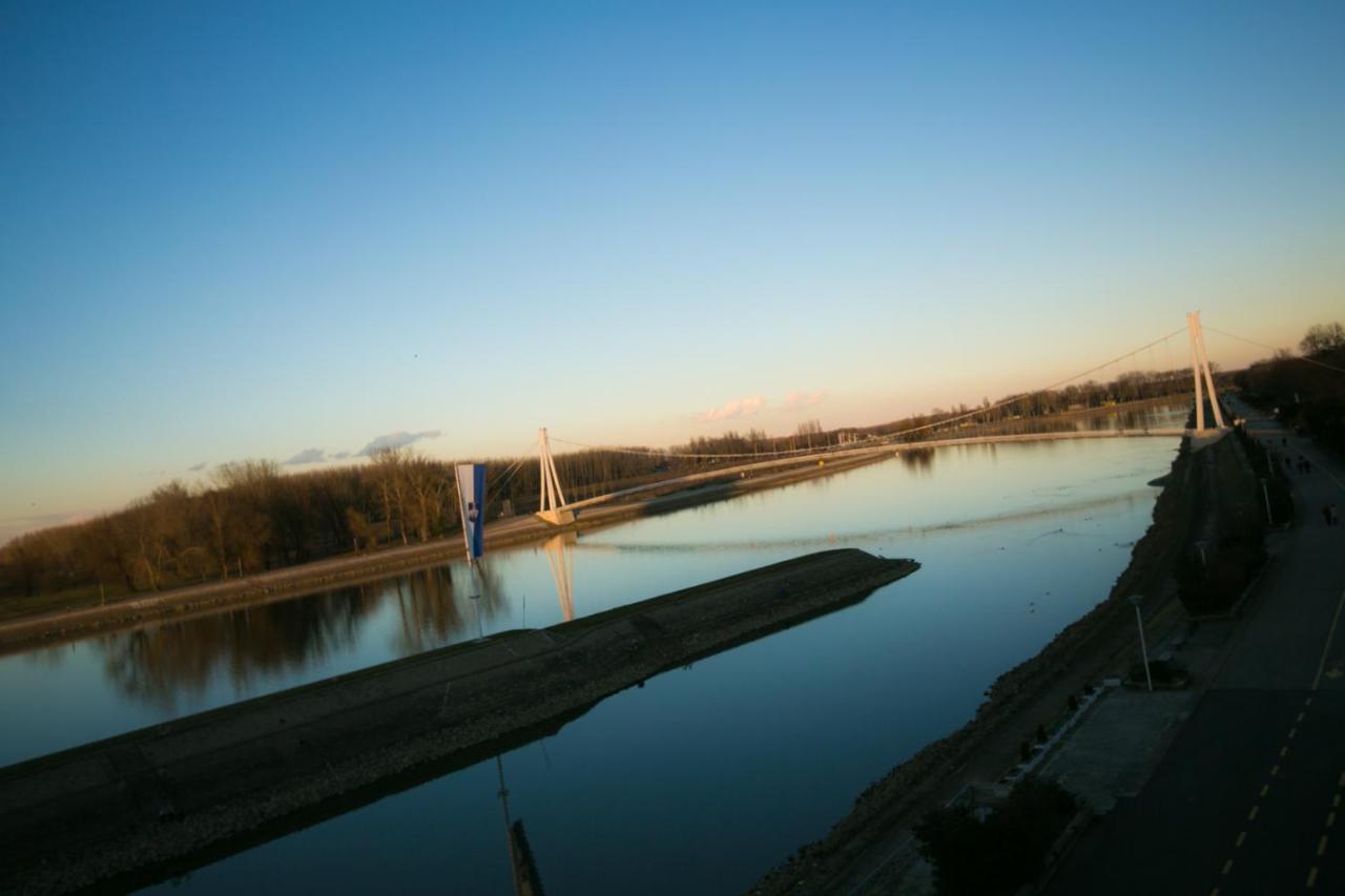 Riverview Apartment Osijek Phòng bức ảnh